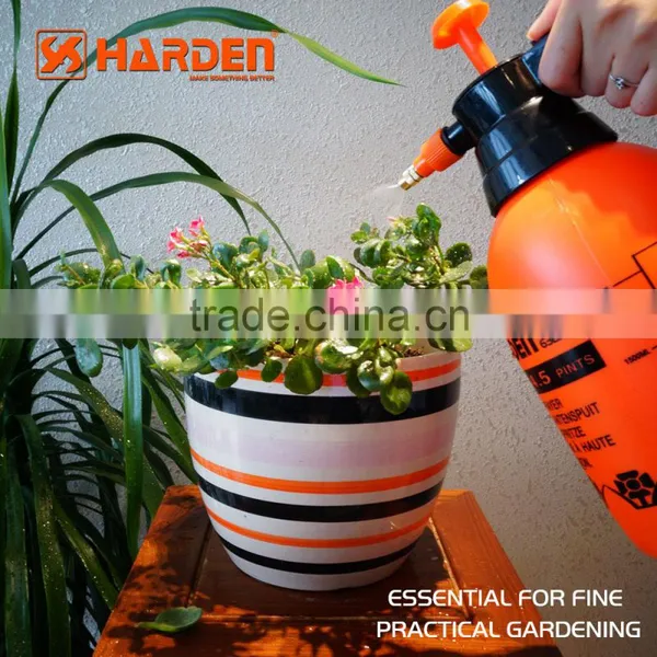 2L Plastic Pressure Sprayer Botter For Home And Garden photo-5