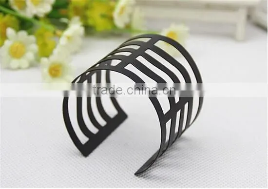 yi wu Black Metal Bangle Jewelry Sexy Lady's Punk Style Gold Hollow Bangle Arm Cuff From yi wu photo-3