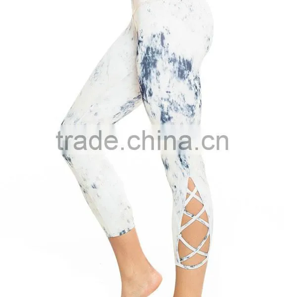 Wholesale Hot Ass in Yoga Pants With Sublimation Printing From China photo-4