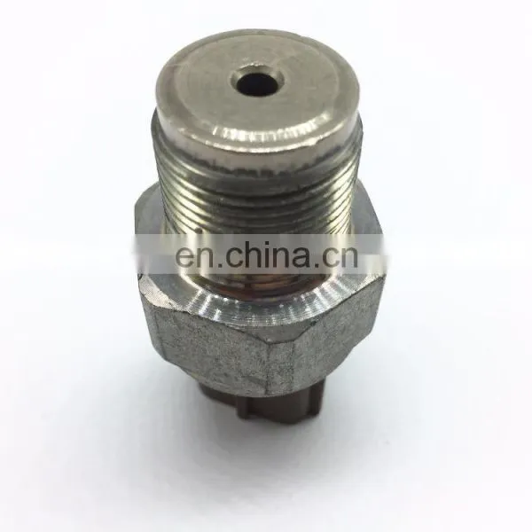 Fuel Rail Pressure Sensor For Ni-ssan Navara D40 2.5 DCI 499000-6131 4990006131 photo-4