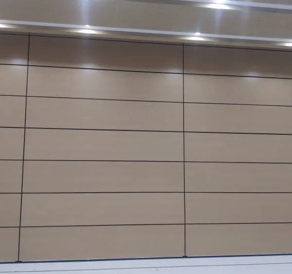 Automatic Vertically Folding Partition Wall