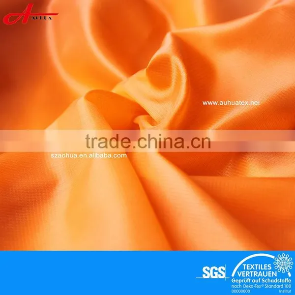 15D High F Nylon Rip Stop Oli Cire Fabric for Downwear