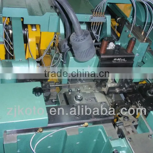 Auto Chain Making Machine photo-3