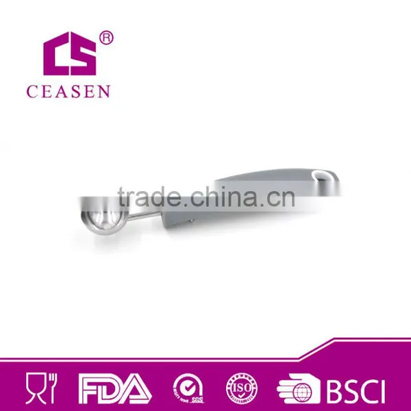 LFGB/FDA 2015 New Series Stainless Steel Watermelon Spoon With PP Handle