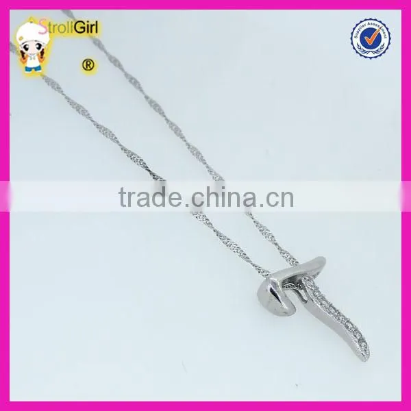 Personalized Letter Necklaces With Water Wave Chain, Cheap T Pendant Zircon Necklace photo-2