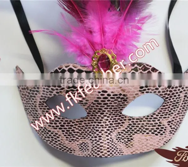 Wholesale Party Mask With Rooster Tail Feather Decoration photo-4
