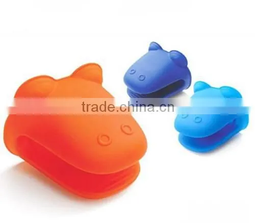 Environmental & Durable Silicone Rubber Oven Mitts