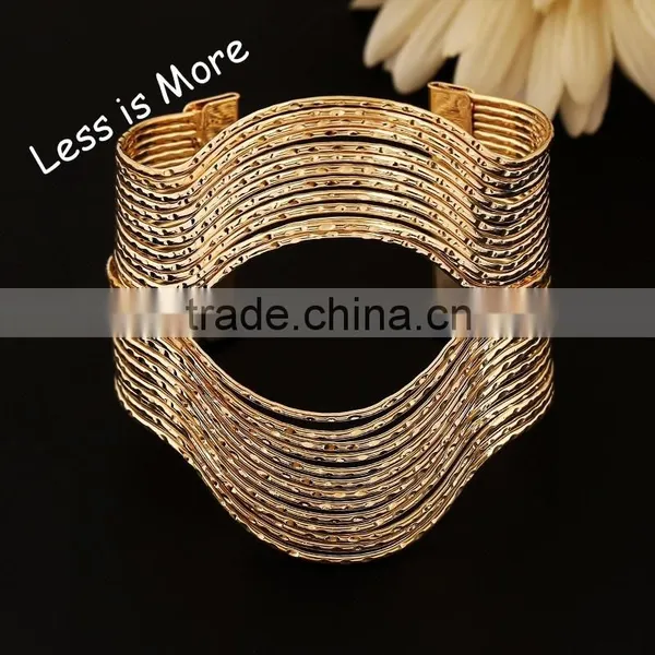 OEM Wholesale Jewelry Copper Alloy Gold Fashion Cuff Bracelet photo-2