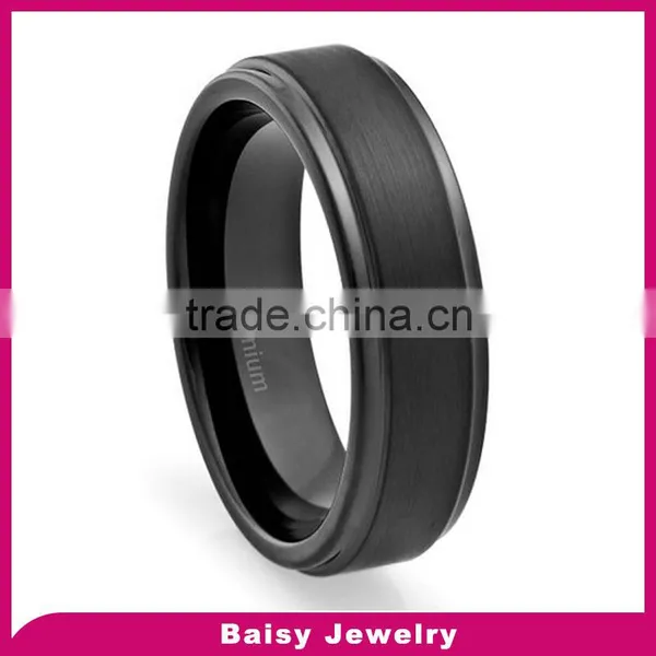 China Popular Customized Titanium Rings for Men Jewelry photo-3