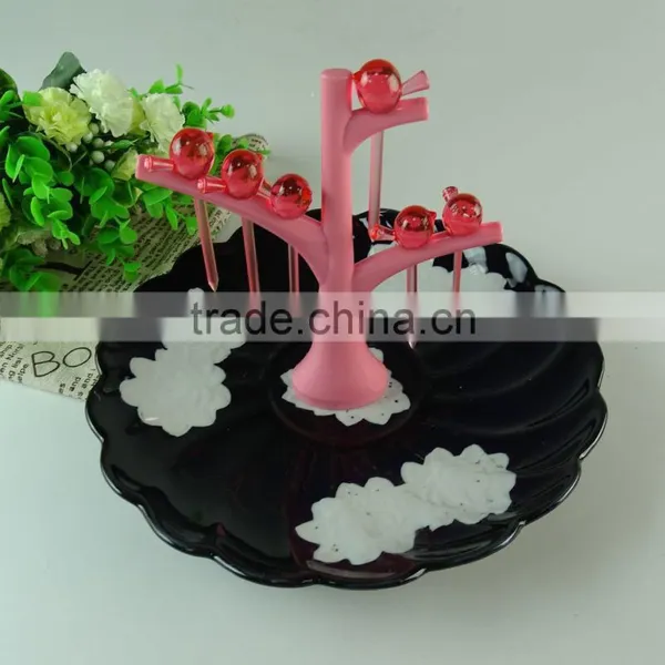 Black and White Glazed Wave Ceramic Fruit Plate With Plactis Stick Wholesale Cheap Price photo-2