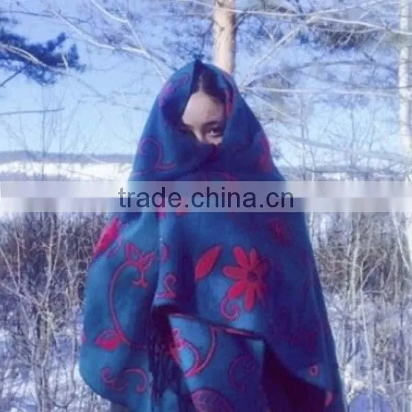 2017 Tibet Wind Women Cloak One Model Flowers Pattern Large Size 160*130cm Ladies Scarf With Tassels photo-4