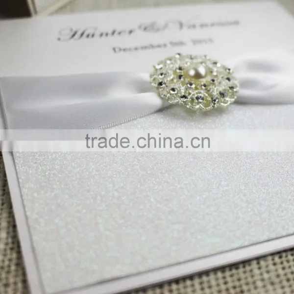 Professional Manufacturer Brooch Glitter Silver Wedding Invitation Box photo-6