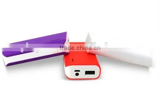New Fish Mouth Real Capacity OEM Logo Fast Charging Rohs Power Bank 7800mah photo-3
