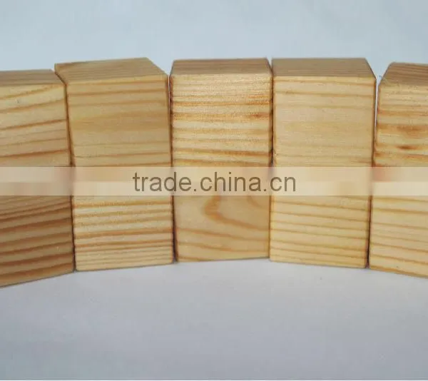 Eco Pine Wood Cubes