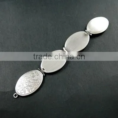 20x30mm Antiqued Silver Plated Brass Bird Flower Engraved Vintage Style Oval Photo Locket Pendant Charm DIY 1123013 photo-2