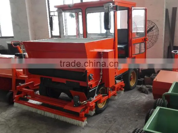 Automatic Sand Spreader Machine for Artificial Grass photo-3
