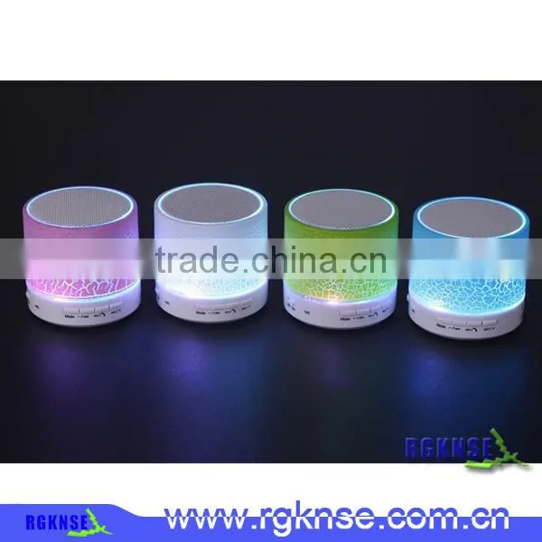 RGKNSE High Quality LED Speaker 300mAh Wireless Bluetooth Speaker With LED Light Brass Mini Speaker photo-3