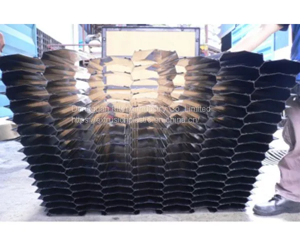 Water Filter Fitting,Plastic Water Filter Fitting,Plastic Extrusion Water Filtration Module,Plastic Extrusion PE Profiles/Pipes