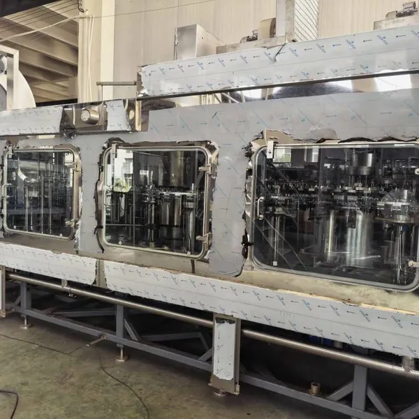 Zhongjude Carbonated Beverage Filling Machine, Complete Automatic Filling Production Line for Cola and Soda