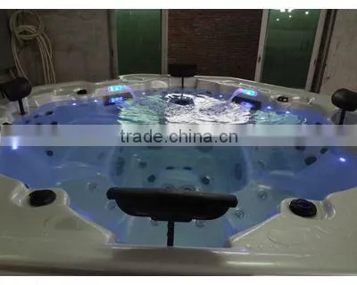 Octagon Outdoor Hot Tub photo-6