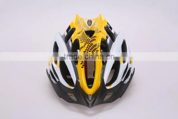 China Wholesale PC In-mould Sport Helmet (with 22 Air Vents ) With High Quality photo-2