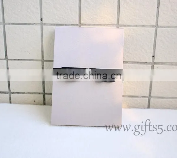 Handmade Luxury Silk Wedding Invitation Boxes Wholesale photo-2