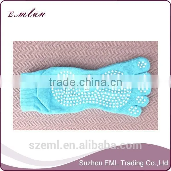 Non-slip Antibacterial Professional Yoga Five Fingers Socks photo-2
