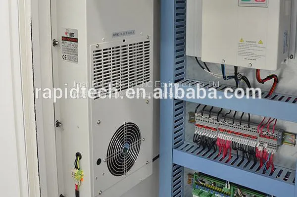 2020 New Type 3d Machine 5 Axis Machine Center photo-4