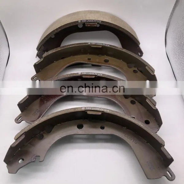 Good Quantity Wholesale Brake Shoe for HIACE COMMUTER 4 RUNNER HILUX LAND CRUISER 04495-35250 SHOE KIT, REAR BRAKE photo-4