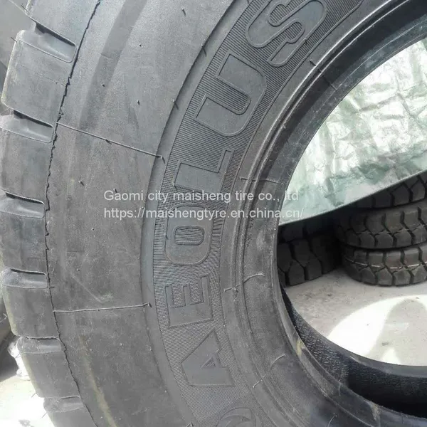 Wide-body Dump Truck Steel Wire Tyre 1400R25 Steel Wire Tyre Silver Treasure 14.00R25 Mine Tyre photo-2