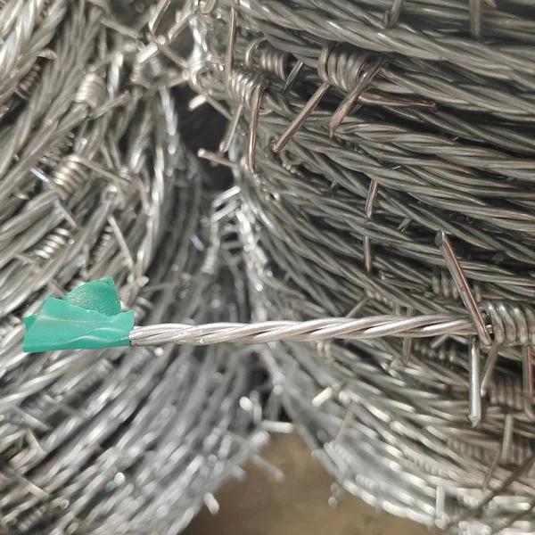 Heißtauchverzinktes Concertina-Rasierdrahtgeflecht für Sicherheitszäune photo-5
