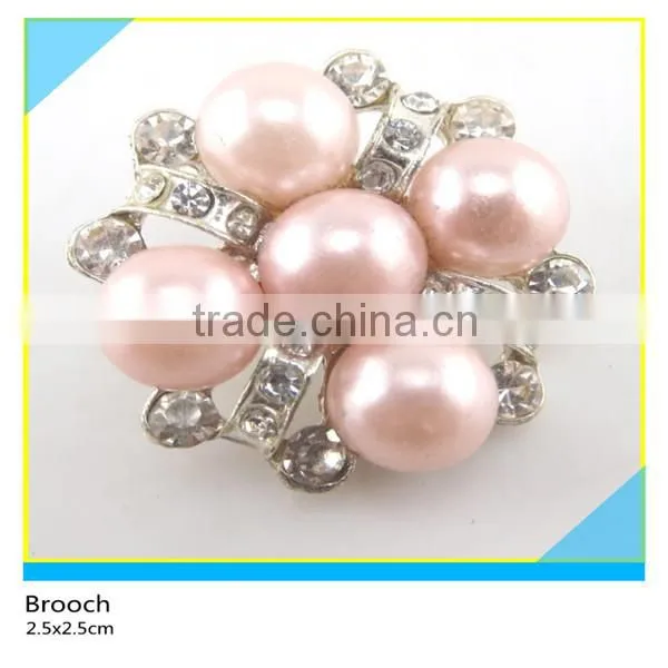 Pearl Gold Metal Brooch Bamquet Dress Decoration Fancy Pearl Brooch 4.5x5.5cm photo-3
