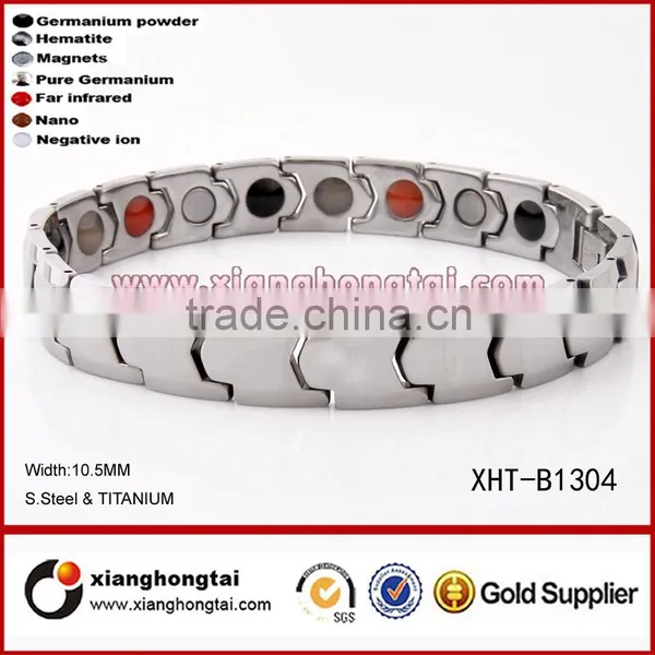 WHOLESALE LUXURY TITANIUM BRACELET CHAIN PROMOTIONAL FOR CHRISTMAS DAY