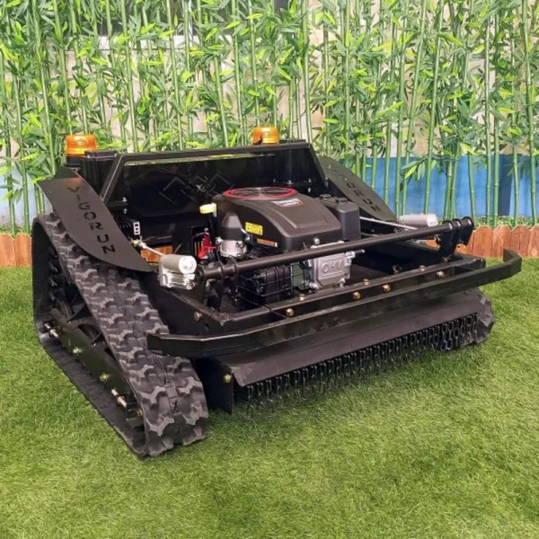 Steep Slopes Grass Maintenance Factory Direct Sales Vigorun 800mm Cutting Width Radio Controlled Tracked Grass Trimmer photo-3