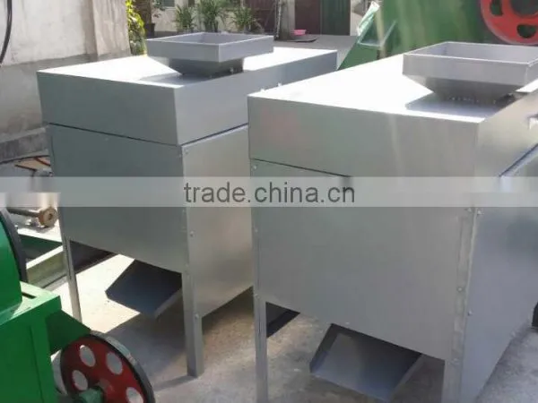 Automatic Green Walnut Decorticator/hulling Machine/walnut Shelling Machine photo-3