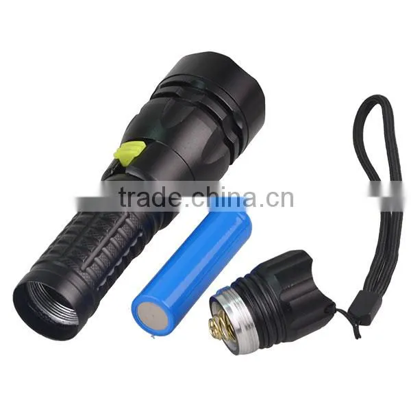 Professional 900 Lumens Rechargeable Diving Flashlight photo-3