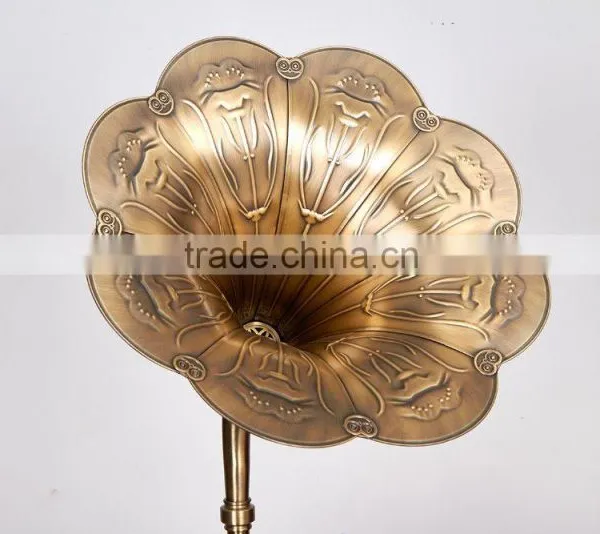 High Quality Antique Gramophone Cassette Player CD Player Gramophone photo-2
