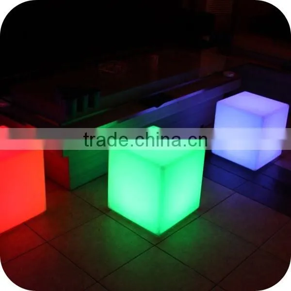 LED Outdoor Plastic Light Cube/ Acrylic Led Magic Cube photo-3
