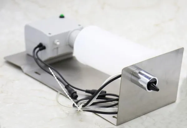 Wall Mounted Automatic Mirrored Soap Dispenser photo-3