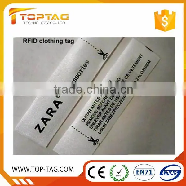 Programmable UHF Garment Rfid Smart Labels / Tags for Apparel Stock photo-5