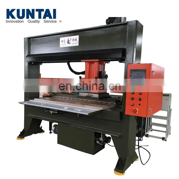 Automatic Travel Head Cutting Machine for Shoe Material/sandpaper photo-4
