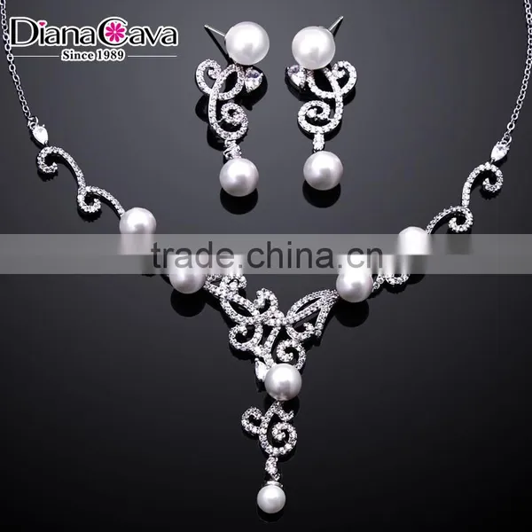 New Model Platinum Plated Filigree Classic Wedding Design Pearl Zircon Jewelry Set