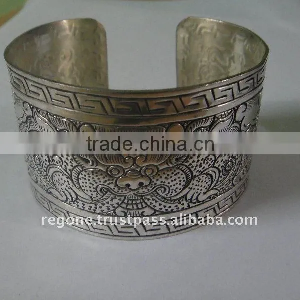 LBHE Fashionable Jewellry Bracelate 7