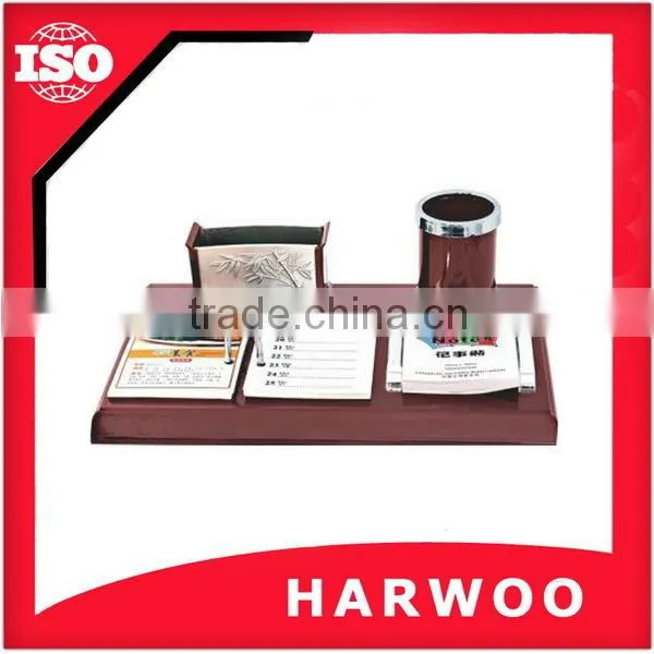 Luxury Wood Calendar for Sale photo-4