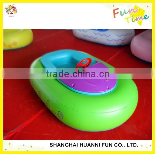 2015 Amusement Park Popular Adult Electric Battery Bumper Boat photo-2