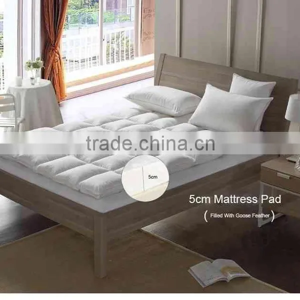 Hot China Products Wholesale Anti-Dustmite Sleep Well Thin Mattress Pad photo-4