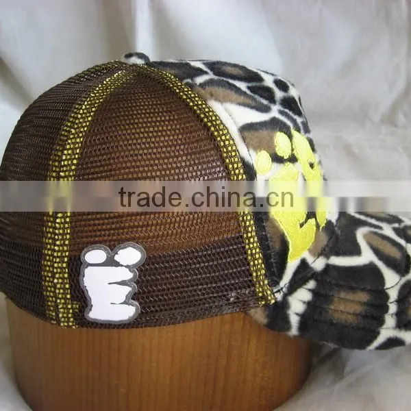 Cheap Fashion 5 Panel Mesh Trucker Cap photo-4
