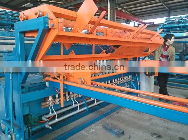 HTK Automatic Welded Wire Mesh Machine photo-4