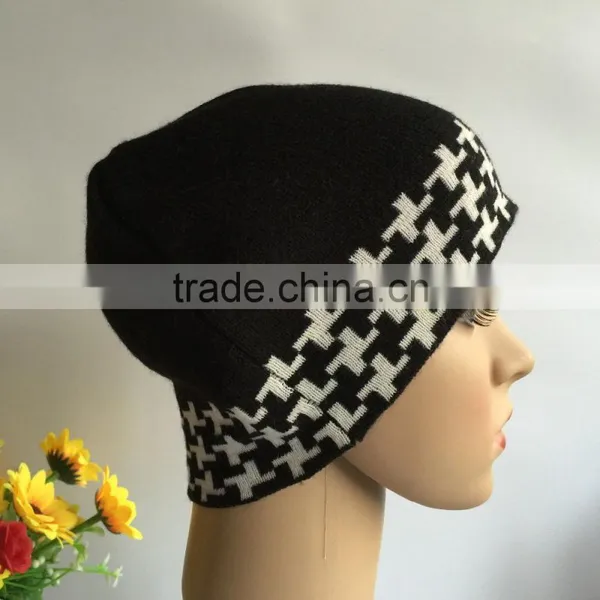 Export to EURO Acrylic Pure Black Colour Mans Winter Hat photo-5