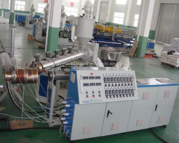PE Water Supply Gas Distribution Pipe Production Line photo-4